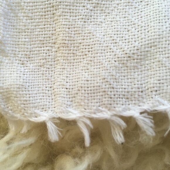 Vintage pre-1960s Set of 6 Handmade Doilies/ Handkerchieves - Picture 3 of 8